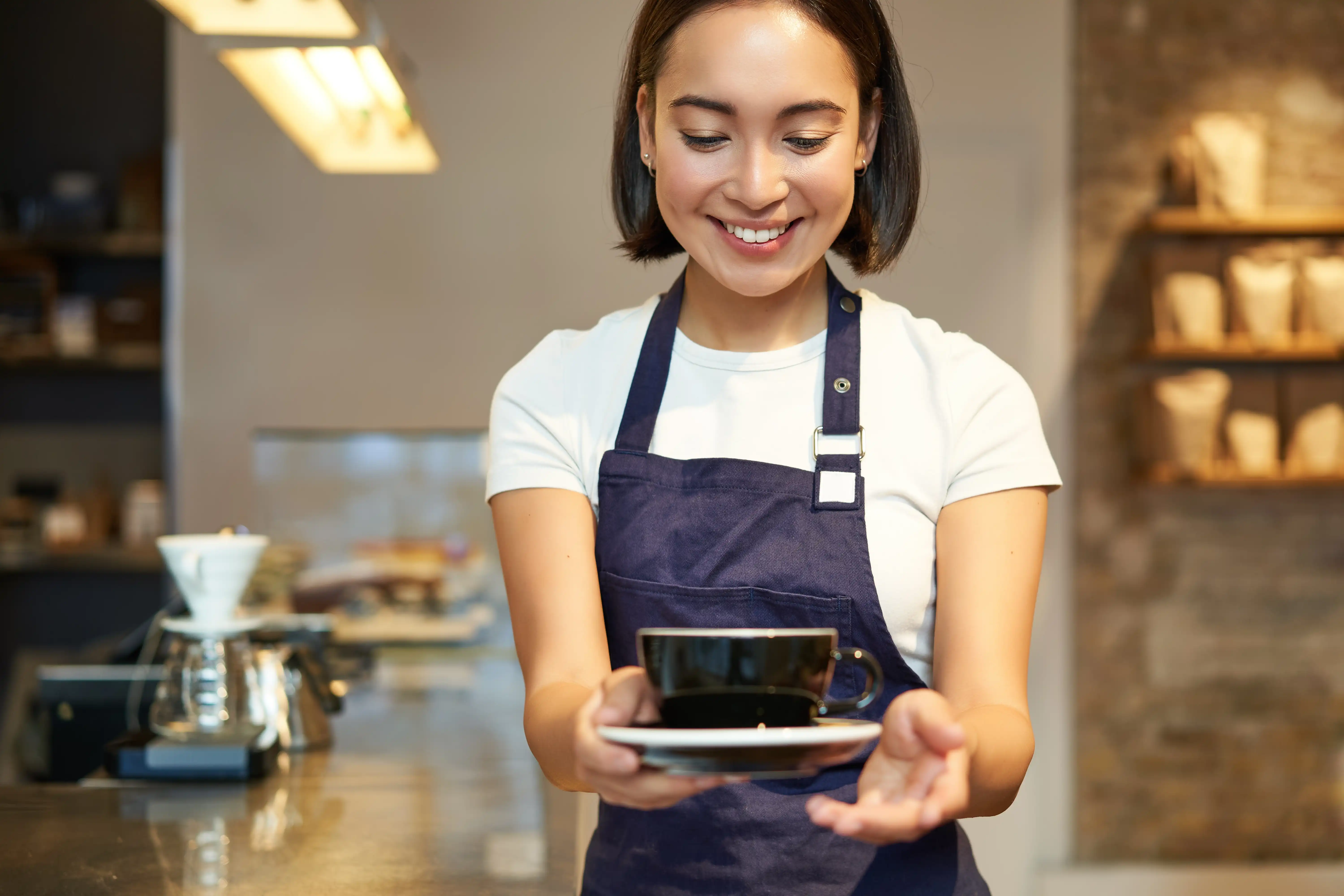 What constitutes excellent restaurant service?