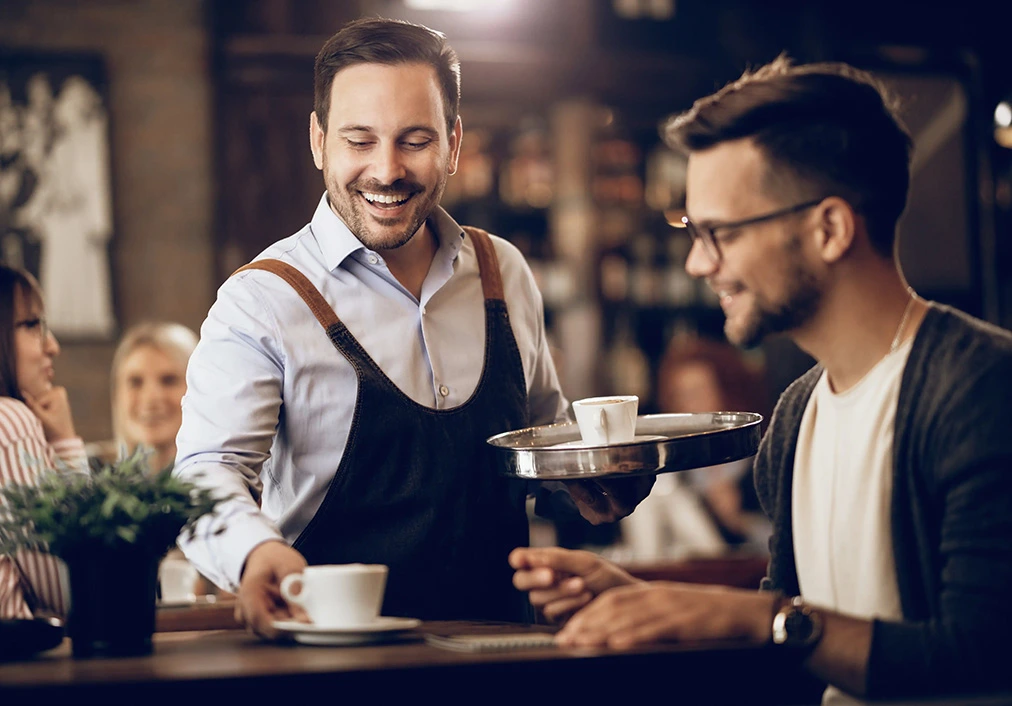 Restaurant Service: Types of Service for an Exceptional F&B Customer Experience